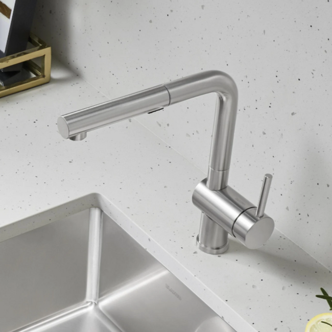 526366 - Linus Low Arc Pull-Out Dual-Spray Kitchen Faucet - PVD Steel