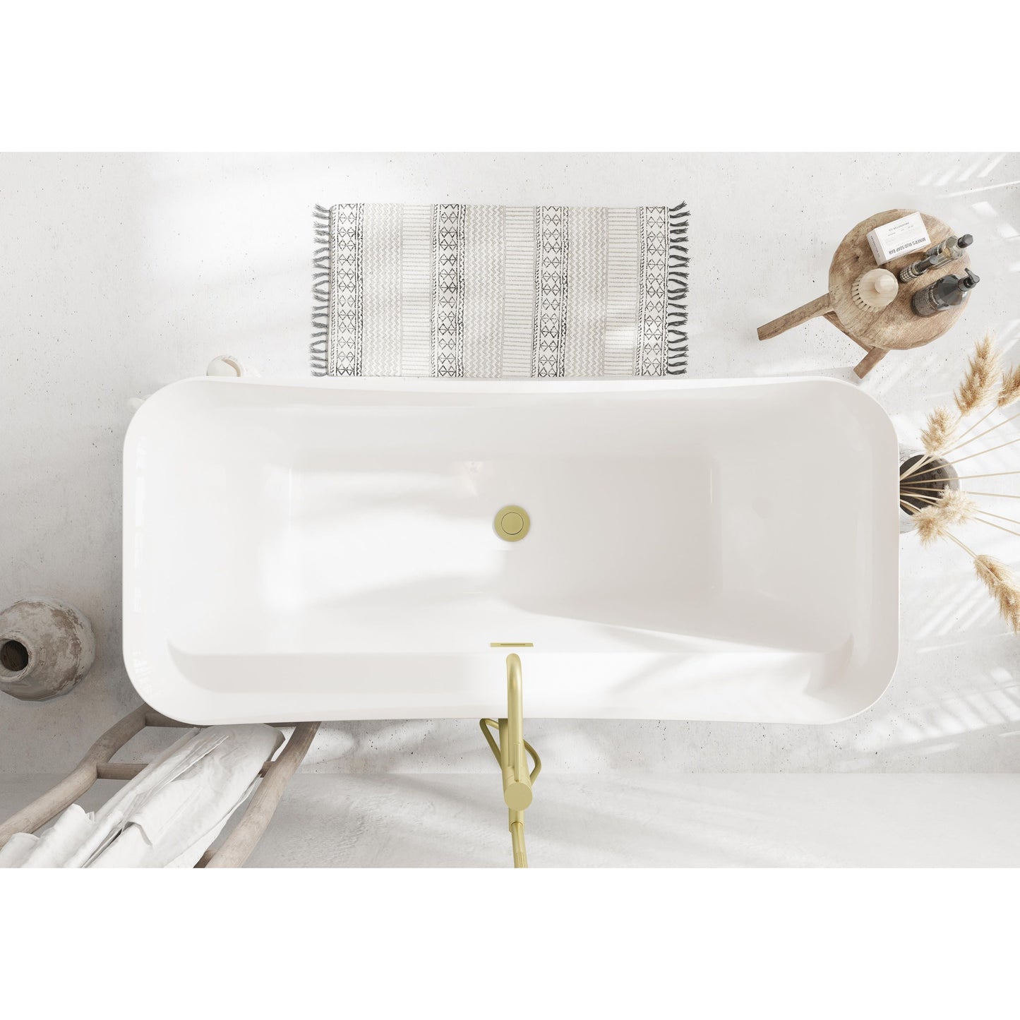 Harrieta 67" Soaking Bathtub in Glossy White