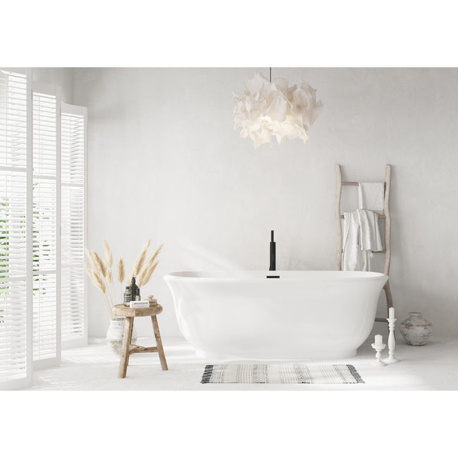 Coralie 67" Soaking Bathtub in Glossy White with Trim