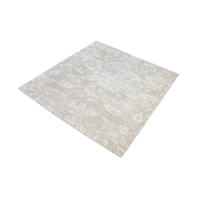 8905-214 - Senneh Handwoven Wool Rug in Beige in White