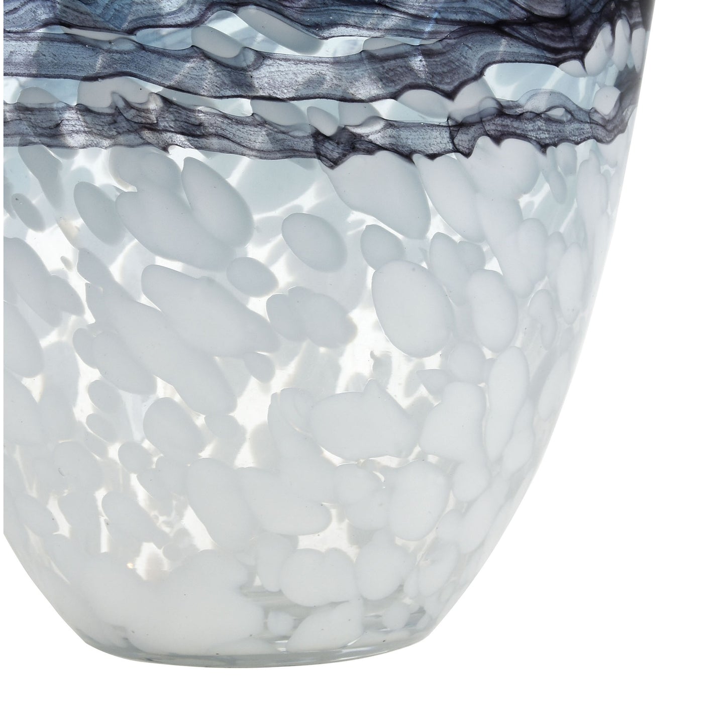 S0047-8075 - Loch Seaforth Vase - Small