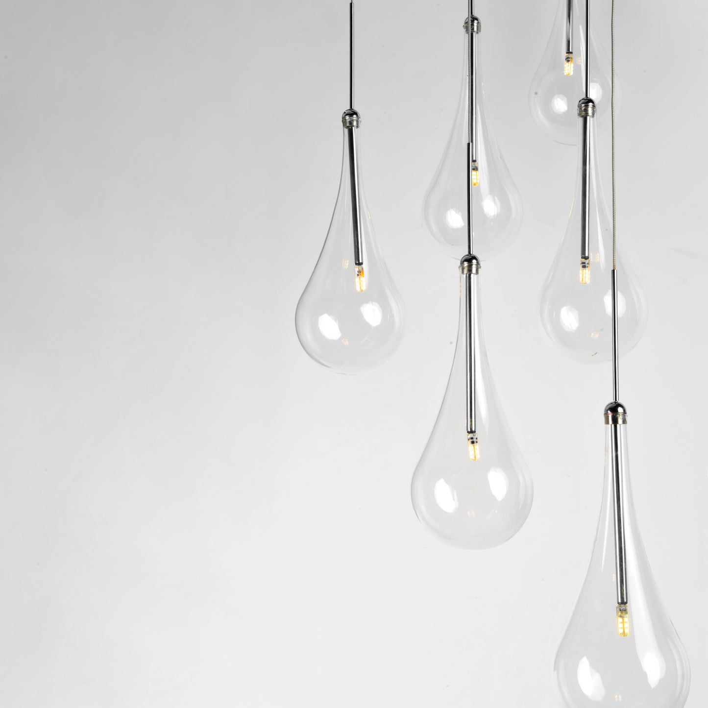 E20515-18PC - Larmes LED 23" Pendant - Polished Chrome