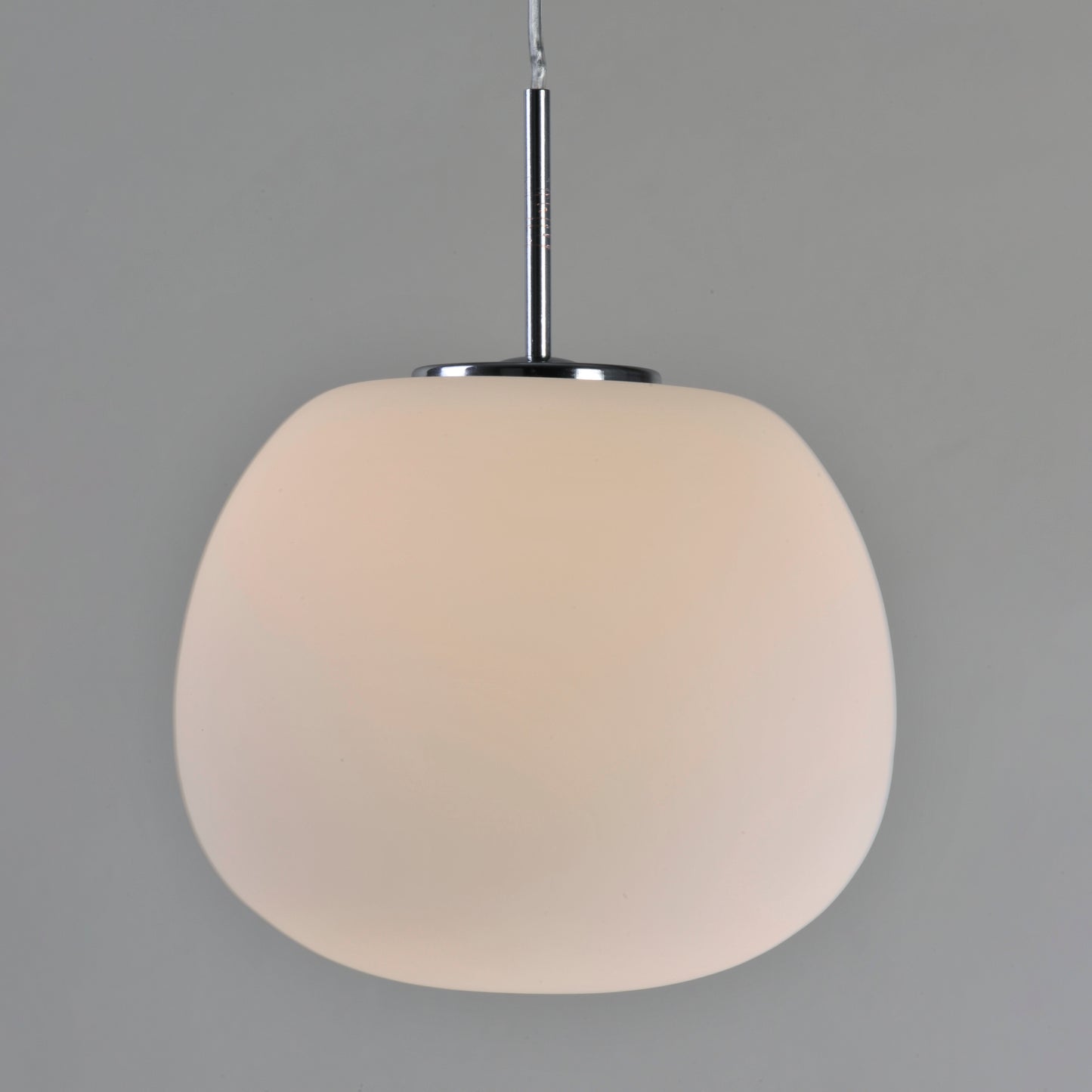 E21120-11WT - Puffs 6.25" Pendant - White