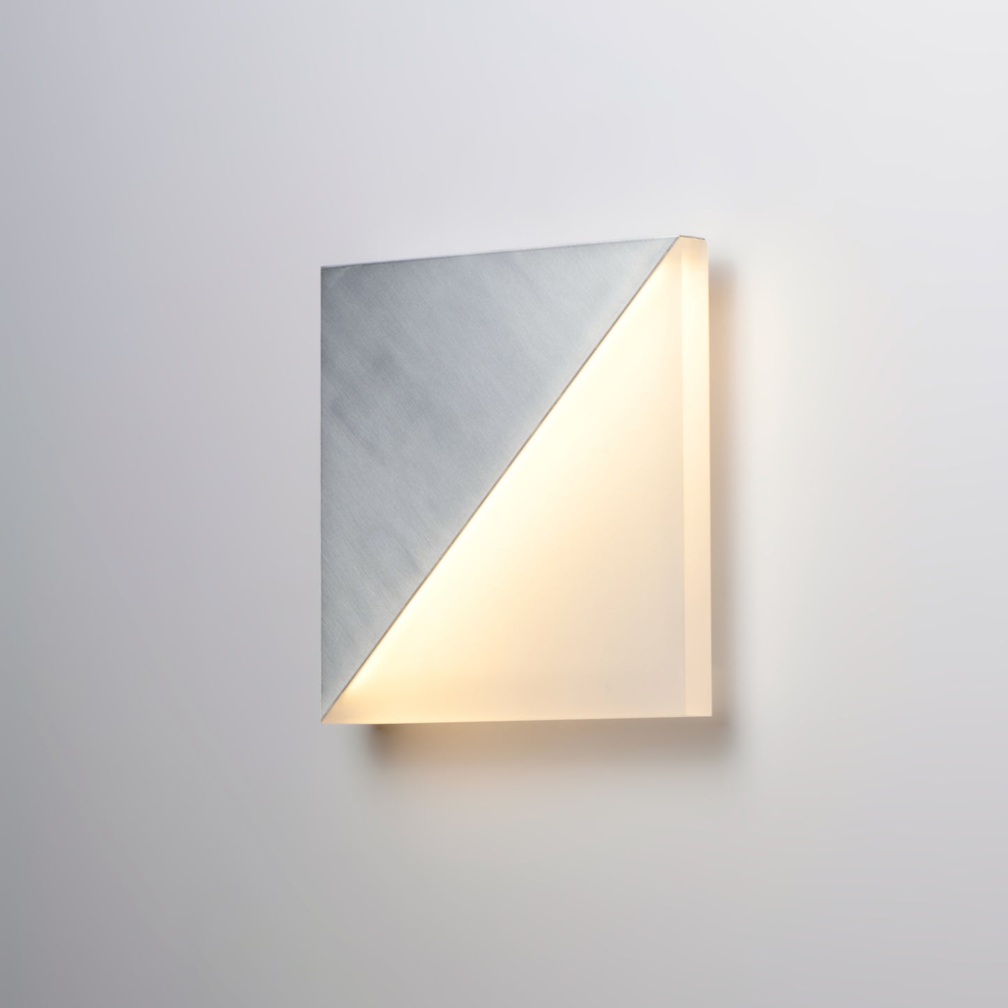 E41284-SA - Alumilux Glow 8" Outdoor Wall Sconce - Satin Aluminum